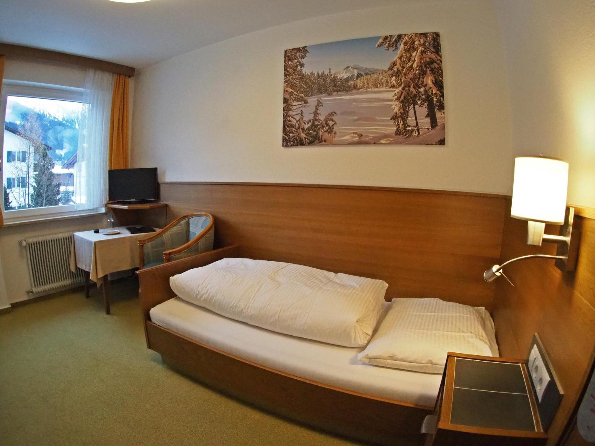 Hotel Egerthof Seefeld in Tirol Eksteriør billede